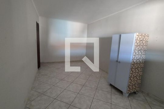 Casa à venda com 4 quartos, 109m² em Parque Novo Oratório, Santo André