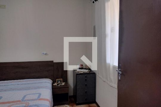 Casa à venda com 4 quartos, 109m² em Parque Novo Oratório, Santo André