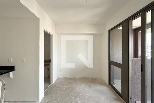 Quarto de kitnet/studio para alugar com 1 quarto, 27m² em Cidade Monções, São Paulo