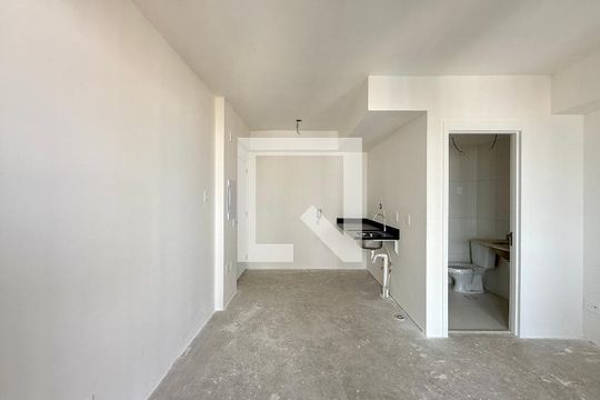 Quarto de kitnet/studio para alugar com 1 quarto, 27m² em Cidade Monções, São Paulo