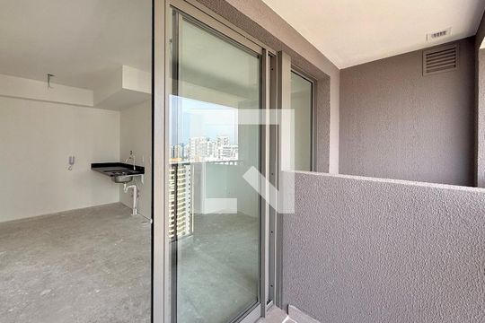 Sacada de kitnet/studio para alugar com 1 quarto, 27m² em Cidade Monções, São Paulo