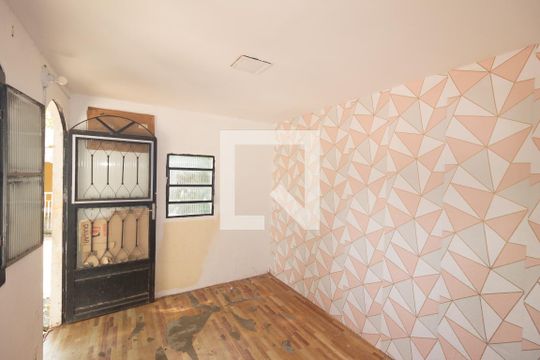 Escritório de casa para alugar com 2 quartos, 95m² em Guaratiba, Rio de Janeiro