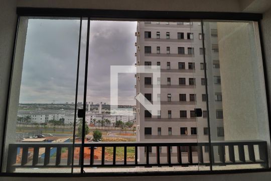 Quarto 2 de apartamento para alugar com 2 quartos, 51m² em Shopping Park, Uberlândia