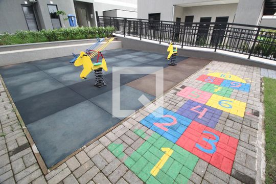 Área comum - Playground de apartamento para alugar com 2 quartos, 51m² em Shopping Park, Uberlândia