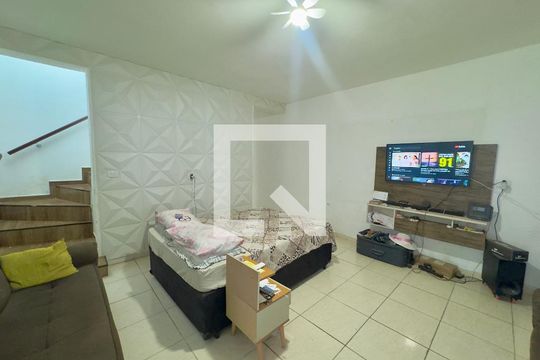 Casa à venda com 3 quartos, 120m² em Macedo, Guarulhos