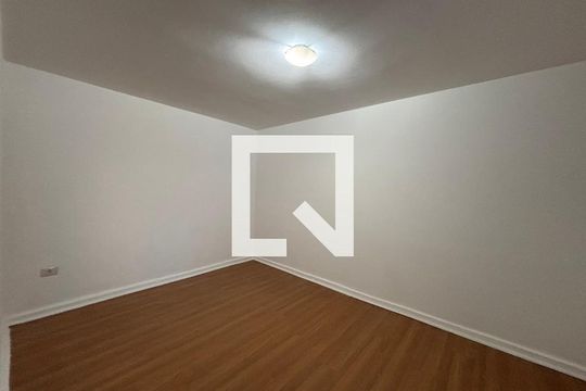 Quarto 2 de casa para alugar com 3 quartos, 217m² em Mirandópolis, São Paulo