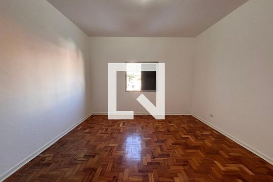 Quarto 1 de casa para alugar com 3 quartos, 217m² em Mirandópolis, São Paulo