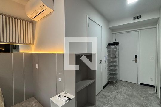 Studio de kitnet/studio para alugar com 1 quarto, 23m² em Indianópolis, São Paulo