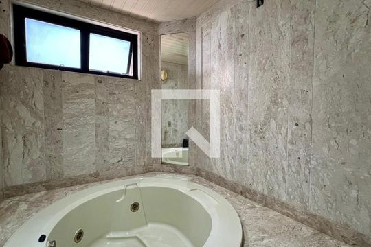 banho de apartamento para alugar com 4 quartos, 431m² em Lourdes, Belo Horizonte