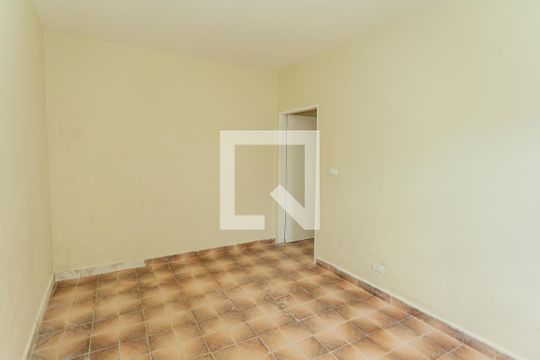 Quarto de casa para alugar com 1 quarto, 50m² em Jurubatuba, São Paulo