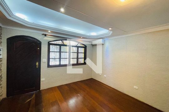 Sala de casa para alugar com 3 quartos, 130m² em Vila Augusta, Guarulhos