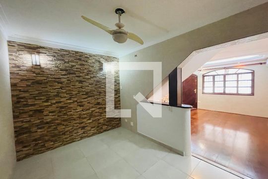 Sala de Jantar de casa para alugar com 3 quartos, 130m² em Vila Augusta, Guarulhos