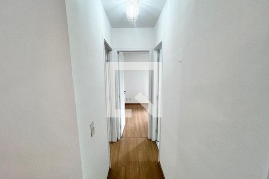 Corredor de apartamento para alugar com 2 quartos, 50m² em Vila Bela Vista (zona Norte), São Paulo