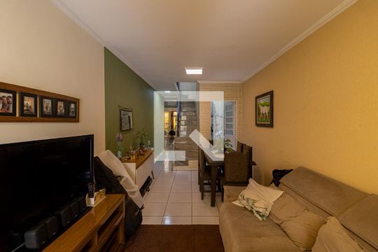 Sala de casa à venda com 3 quartos, 147m² em Jardim Fernandes, São Paulo