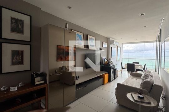 Sala de apartamento para alugar com 1 quarto, 59m² em Barra, Salvador