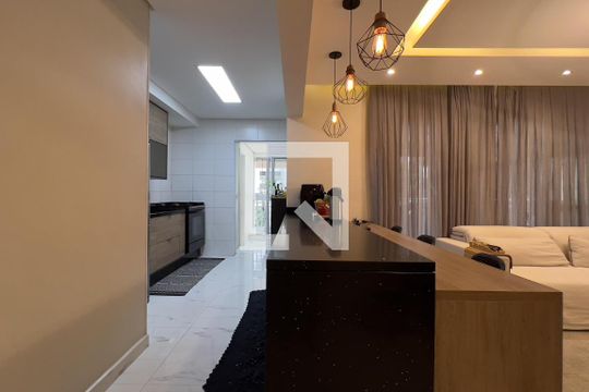 Cozinha e Área de Serviço de apartamento à venda com 3 quartos, 116m² em Jd Sta Mena, Guarulhos