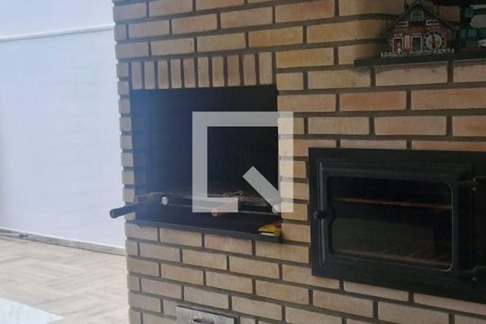 Área Externa de casa de condomínio para alugar com 3 quartos, 300m² em Jardim Bandeirantes, Sorocaba