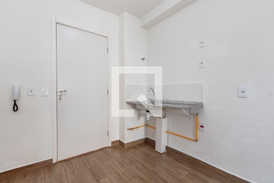 Sala/ Cozinha de apartamento para alugar com 2 quartos, 37m² em Jardim São Luís, São Paulo