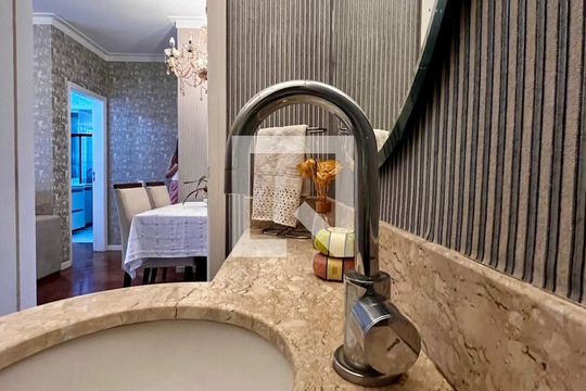 Lavabo de apartamento à venda com 2 quartos, 90m² em Cambuí, Campinas