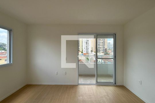 Sala/Quarto de apartamento à venda com 1 quarto, 27m² em Itaim Bibi, São Paulo