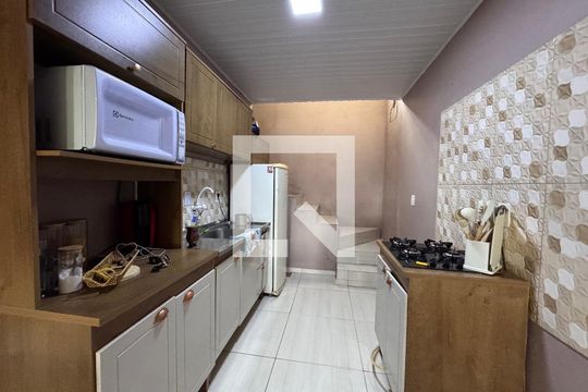 Casa à venda com 3 quartos, 180m² em Rio dos Sinos, São Leopoldo
