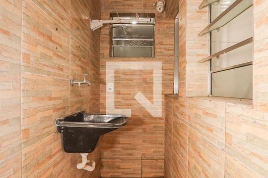 Área de Serviço de casa para alugar com 1 quarto, 30m² em Vila Capela, São Paulo