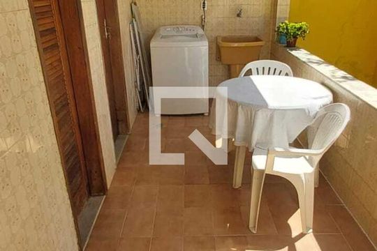 Casa à venda com 3 quartos, 200m² em Taquara, Rio de Janeiro