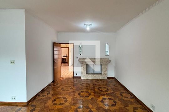 Sala de casa para alugar com 3 quartos, 375m² em Vila Metalúrgica, Santo André
