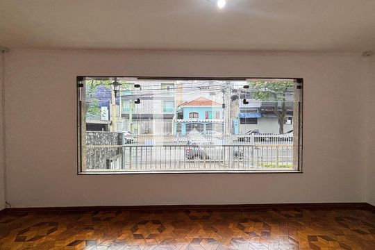 Sala de casa para alugar com 3 quartos, 375m² em Vila Metalúrgica, Santo André