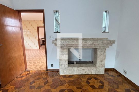 Sala de casa para alugar com 3 quartos, 375m² em Vila Metalúrgica, Santo André