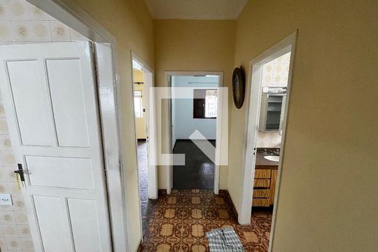 Corredor de casa à venda com 2 quartos, 125m² em Santana, São Paulo