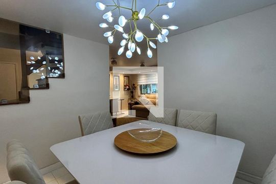 Copa de casa de condomínio para alugar com 6 quartos, 211m² em Barra da Tijuca, Rio de Janeiro