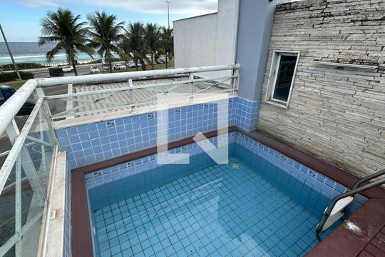 Área comum de casa de condomínio para alugar com 6 quartos, 211m² em Barra da Tijuca, Rio de Janeiro