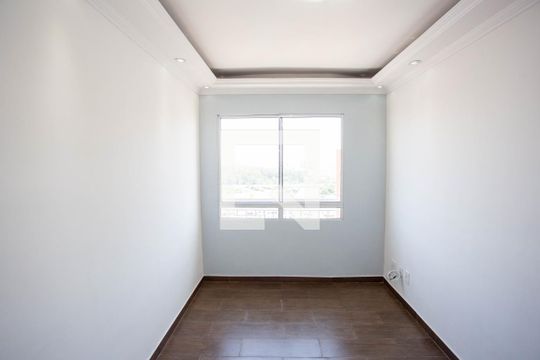 Sala de apartamento à venda com 2 quartos, 44m² em Canhema, Diadema