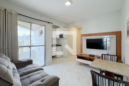 Sala de apartamento para alugar com 1 quarto, 48m² em Paraíso, São Paulo