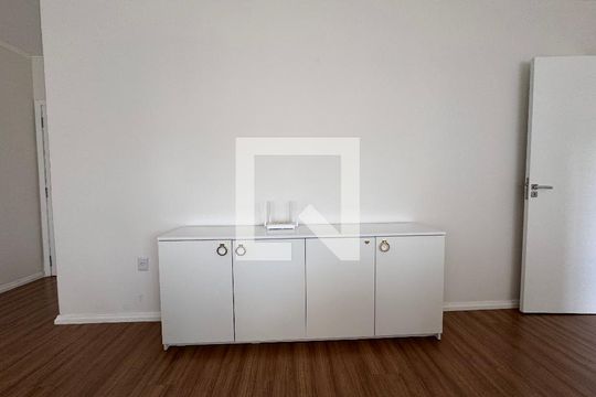 Sala de apartamento à venda com 3 quartos, 96m² em Morro do Espelho, São Leopoldo