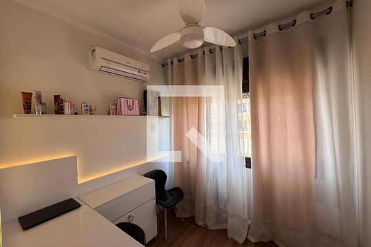 Quarto 2 de apartamento à venda com 3 quartos, 96m² em Morro do Espelho, São Leopoldo