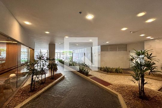 Portaria de apartamento para alugar com 3 quartos, 115m² em Leblon, Rio de Janeiro