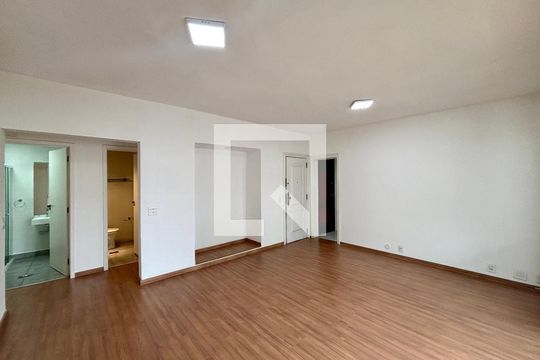 Sala de apartamento para alugar com 3 quartos, 115m² em Leblon, Rio de Janeiro