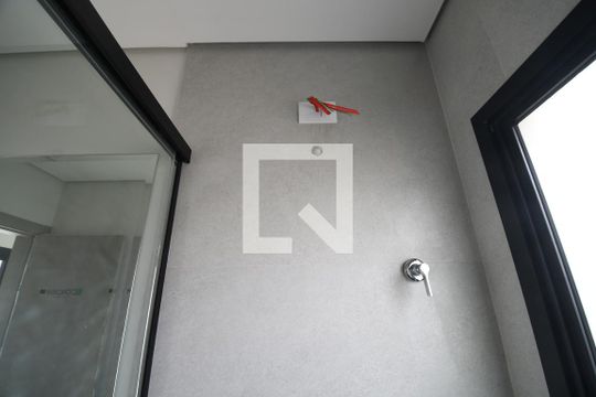 Banheiro de serviço de casa de condomínio para alugar com 3 quartos, 158m² em Parque Taquaral, Campinas