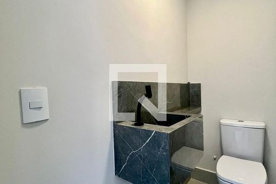 Lavabo de casa de condomínio à venda com 4 quartos, 158m² em Parque Taquaral, Campinas