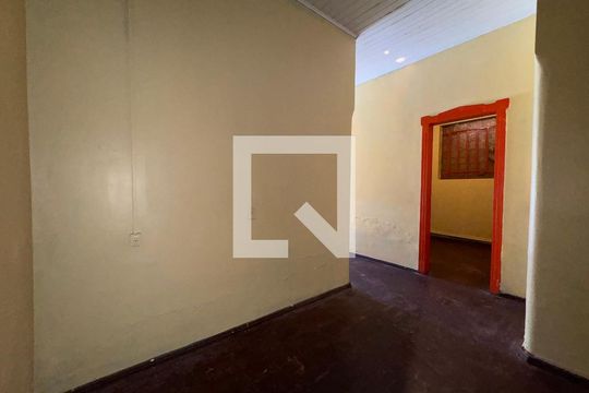 Sala de casa para alugar com 2 quartos, 90m² em Centro, São Leopoldo