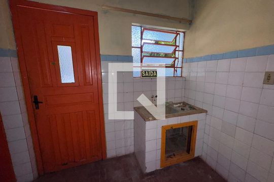 Cozinha de casa para alugar com 2 quartos, 90m² em Centro, São Leopoldo
