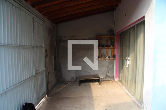 Quintal  de casa à venda com 2 quartos, 79m² em Macedo, Guarulhos