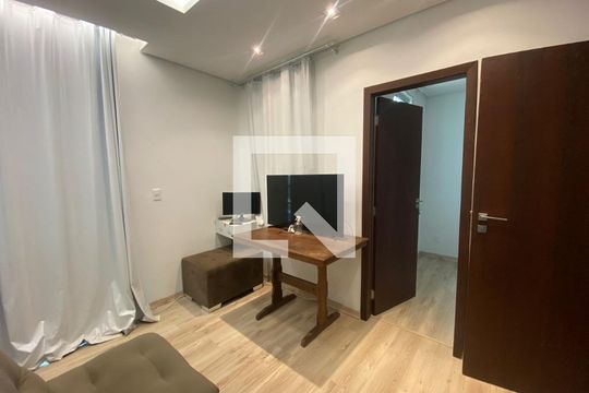 Quarto 2 de casa para alugar com 5 quartos, 2500m² em Nossa Senhora de Lourdes, Lagoa Santa