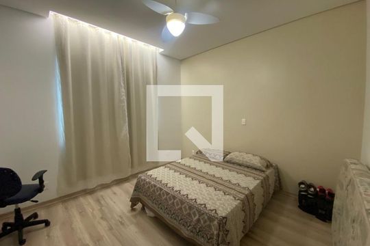 Quarto 1 de casa para alugar com 5 quartos, 2500m² em Nossa Senhora de Lourdes, Lagoa Santa