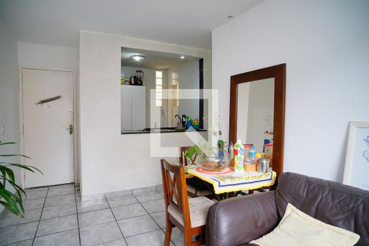 Sala de apartamento à venda com 3 quartos, 70m² em Santa Rosa, Niterói