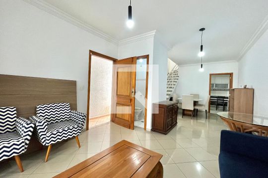 Sala de casa à venda com 4 quartos, 270m² em Vila Clementino, São Paulo