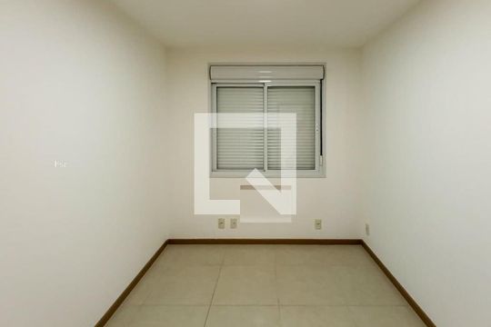 Quarto 2 de apartamento para alugar com 2 quartos, 187m² em Abraão, Florianópolis