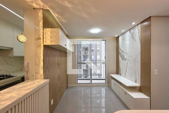 Sala de apartamento para alugar com 2 quartos, 41m² em Santo Amaro, São Paulo